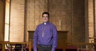 El primer obispo trans de San Francisco está aquí para sanar nuestro espíritu |  Archivo