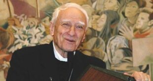 El Papa recuerda el "testimonio amargo" que Monseñor Bettazzi dio al Concilio Vaticano II