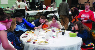 Parroquias y agencias comparten bendiciones para la temporada de Acción de Gracias