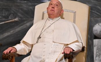 El Papa dice que las monjas con "rostros de vinagre" deberían sonreír más